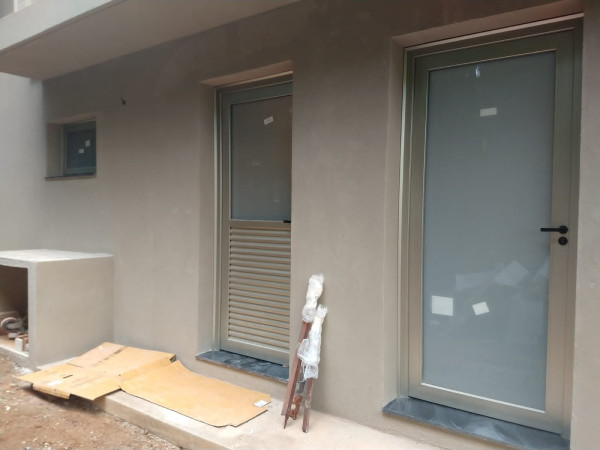 Porta De Pvc Para Área Externa